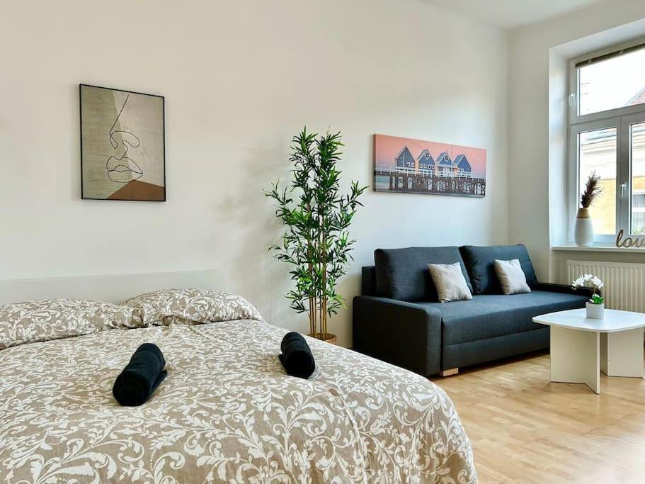Apartment 50 M2 Stylish With Free Parking *